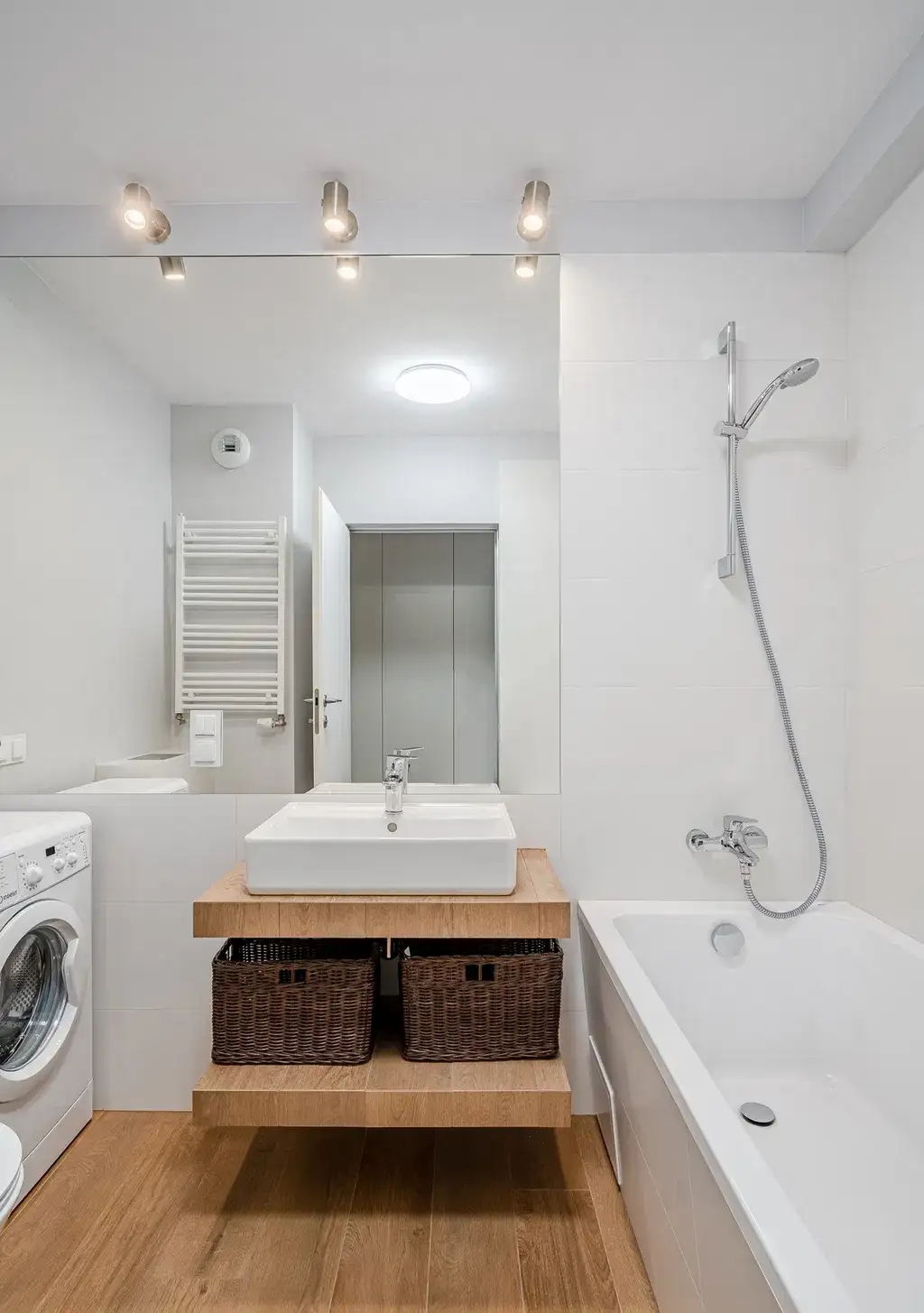 Przytulny apartament w centrum. Sloneczny taras. - zdjęcie 9