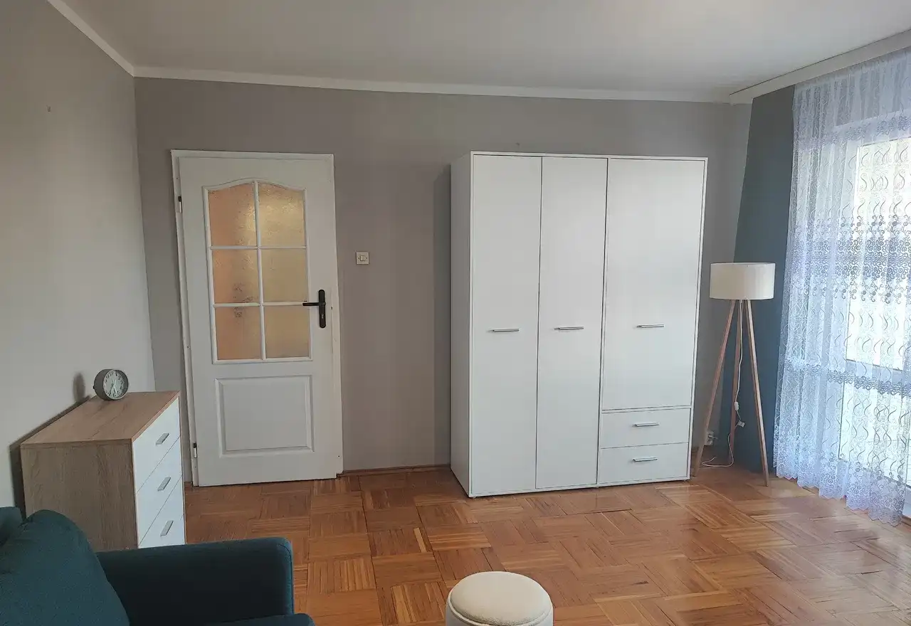 Pokój 1 lub 2 osobowy 20 m2 z balkonem, Kozanów ul. Gołężycka - zdjęcie 4