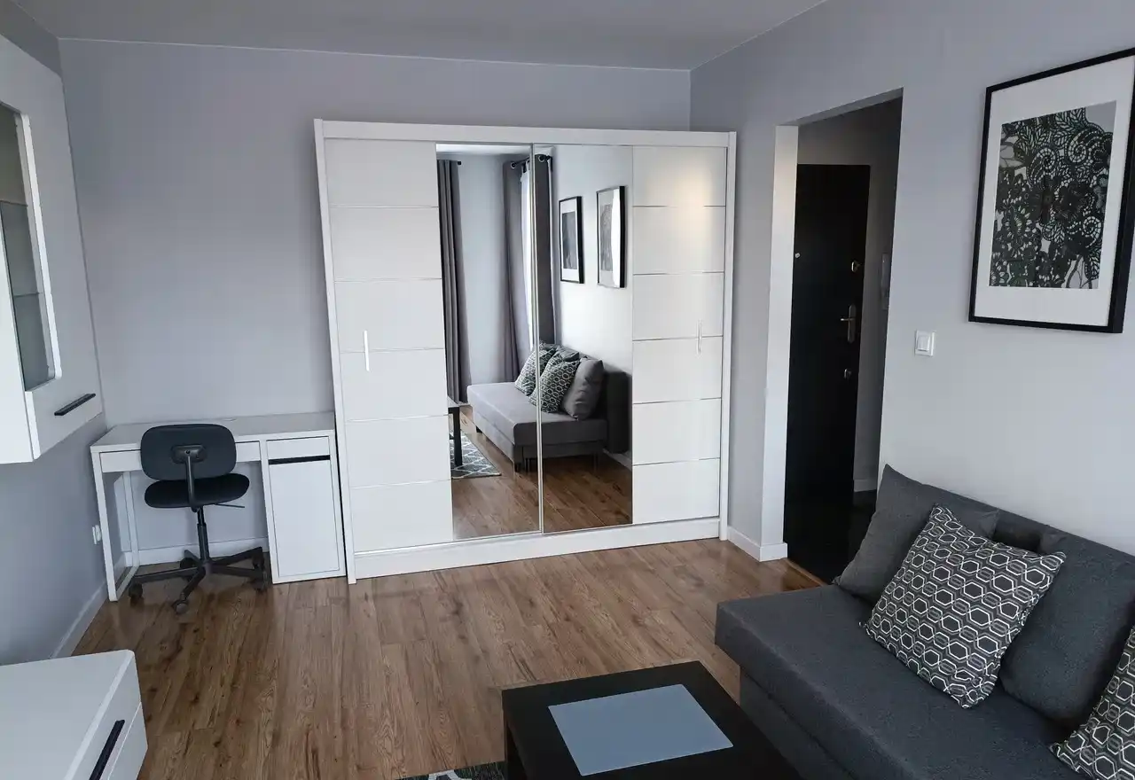 Nowoczesne mieszkanie do wynajęcia o pow. 30,5 m2 - ul. Włoska - zdjęcie 2