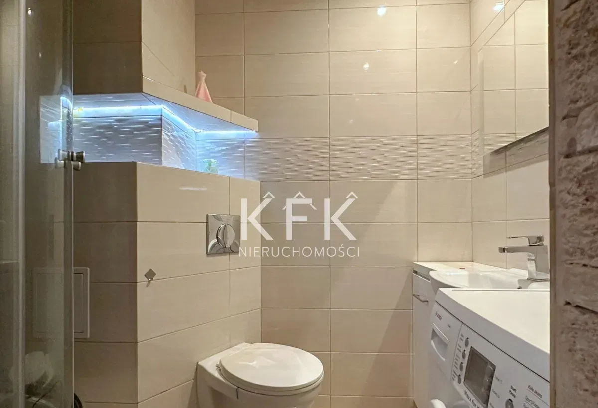 Lipiec Dwa Pokoje w dobrej lokalizacji Balkon Blok - zdjęcie 9