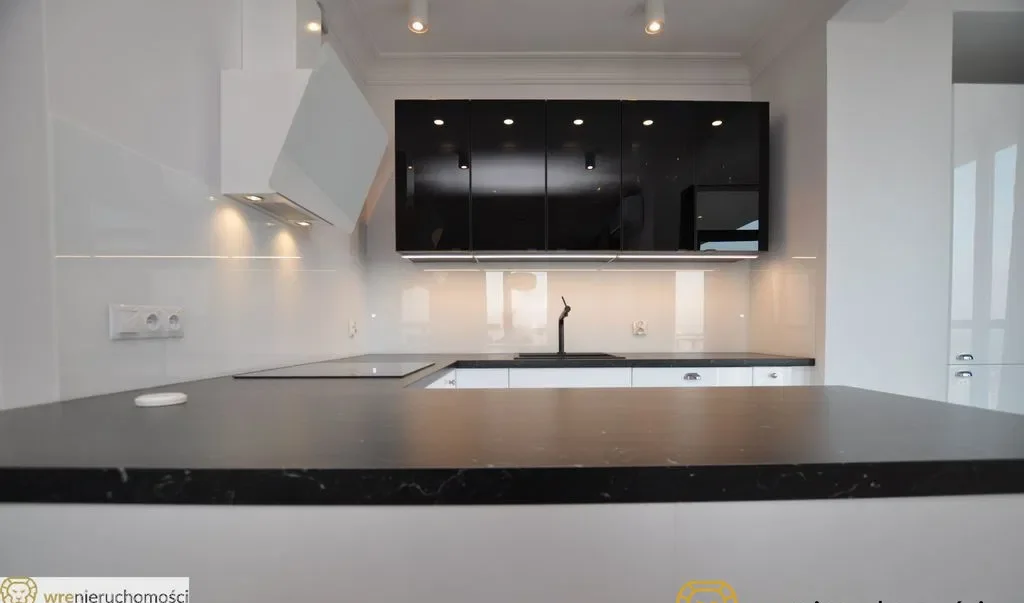 =Premium apartament z widokiem na Wrocław 15 pięt= - zdjęcie 9