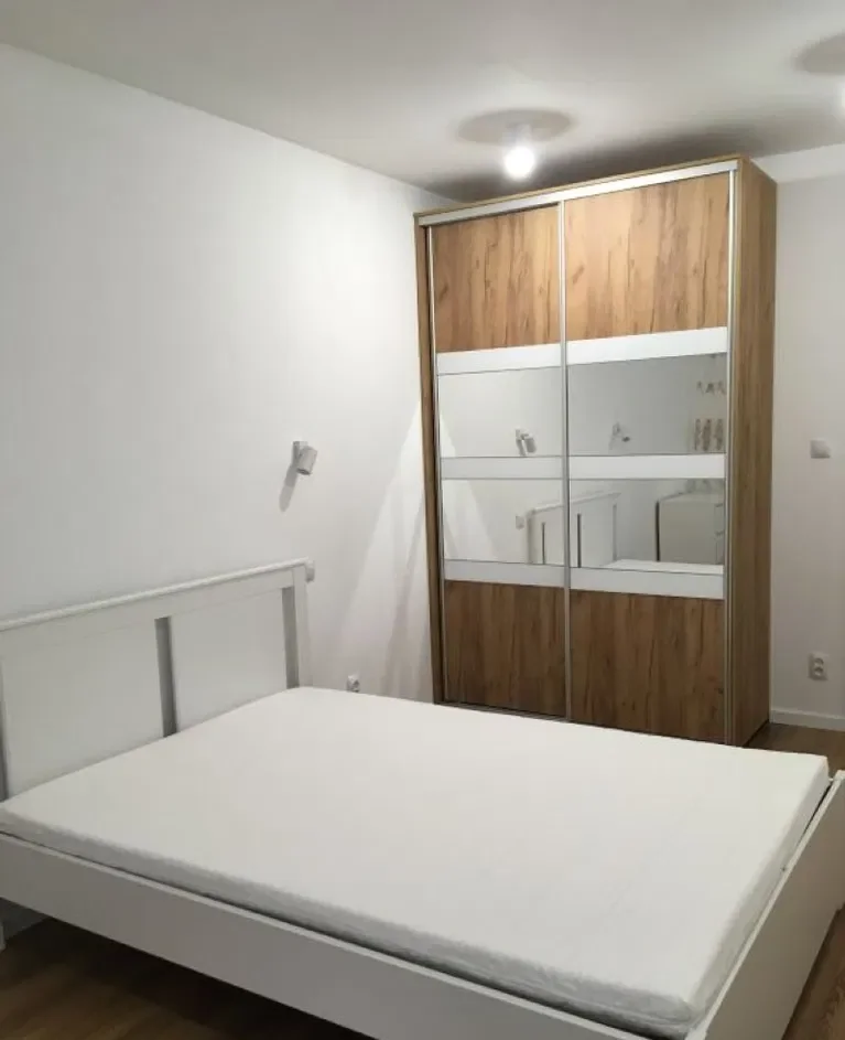 Mieszkanie 2-pokojowe 42m2 z balkonem i miejscem parkingowym w Legionowie - zdjęcie 3