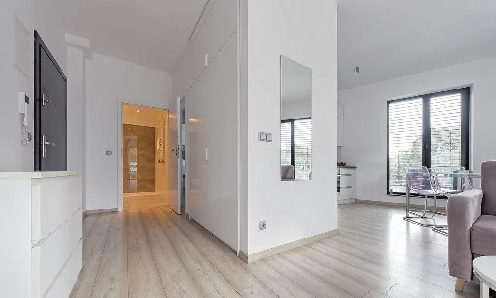 Prestiż w Sercu Poznania Klimatyzowany Apartament - zdjęcie 7