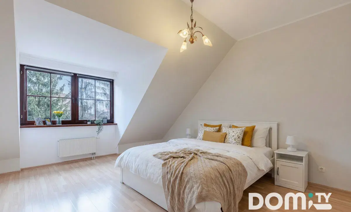 Przestronne, duża komórka lokatorska, balkon - zdjęcie 2