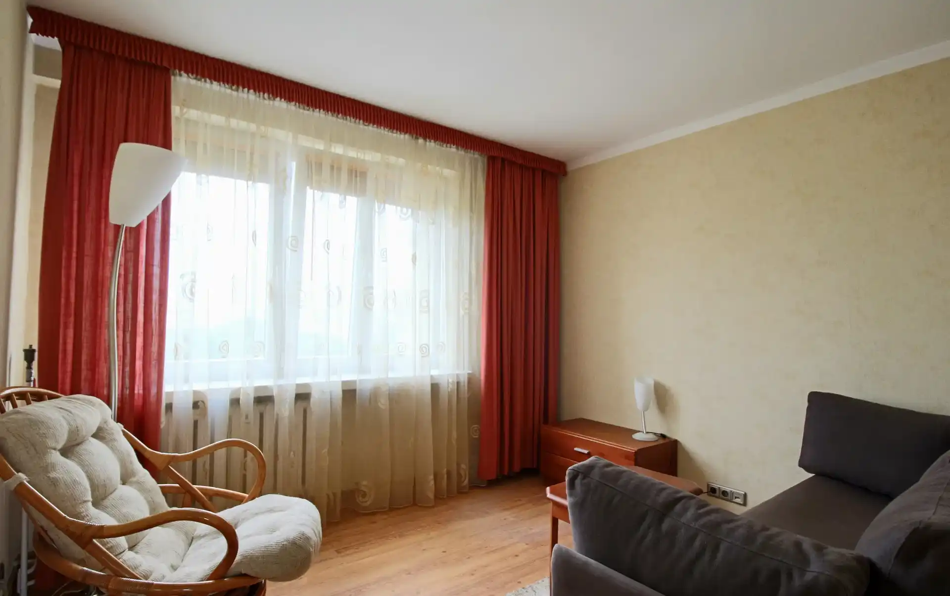 PL/RU 2 pokoje + kuchnia / Gabinet / Od zaraz / Prądnik Biały / Balkon - zdjęcie 10