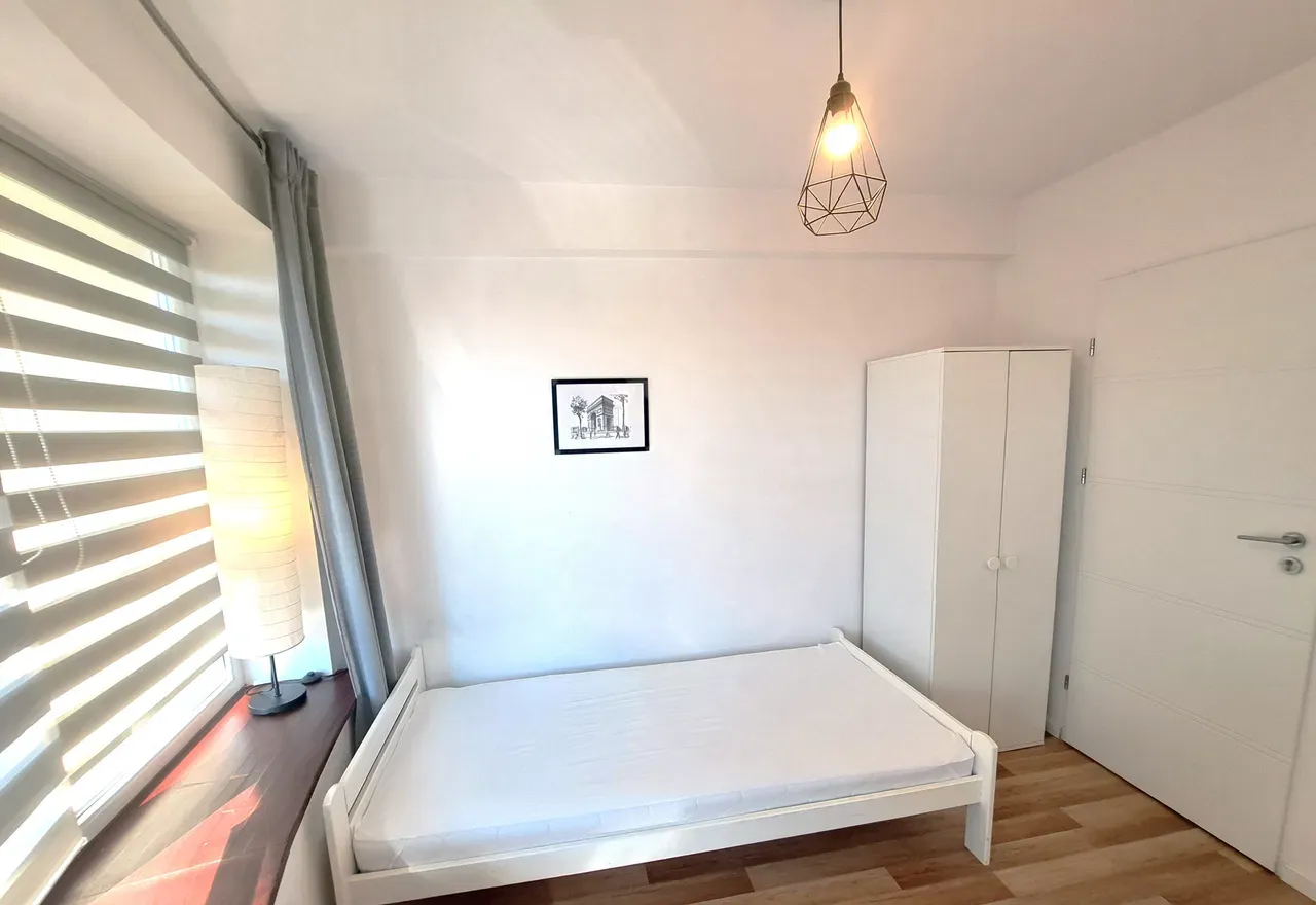 Pokój jednoosobowy z balkonem w apartamencie - zdjęcie 3