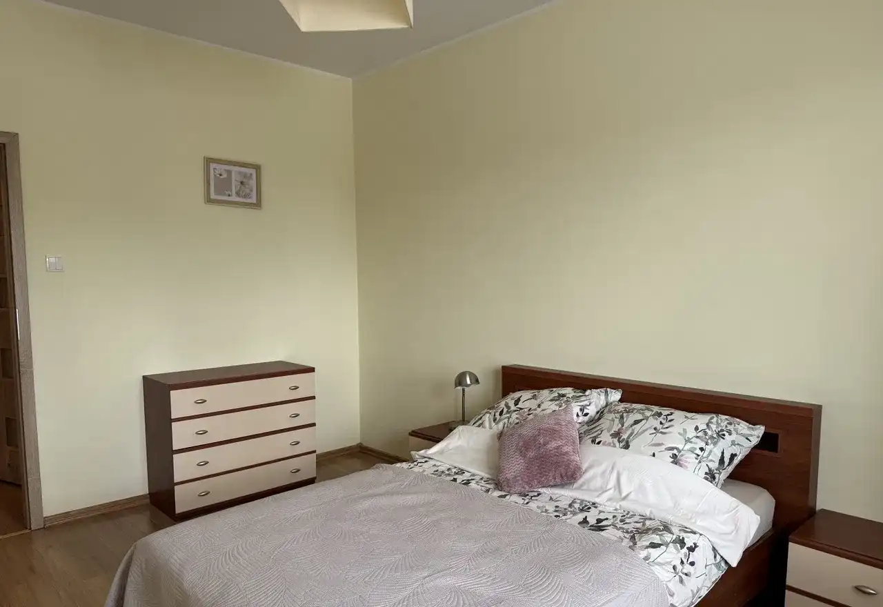 Mieszkanie na wynajem  2 pokoje -Oporów - zdjęcie 9