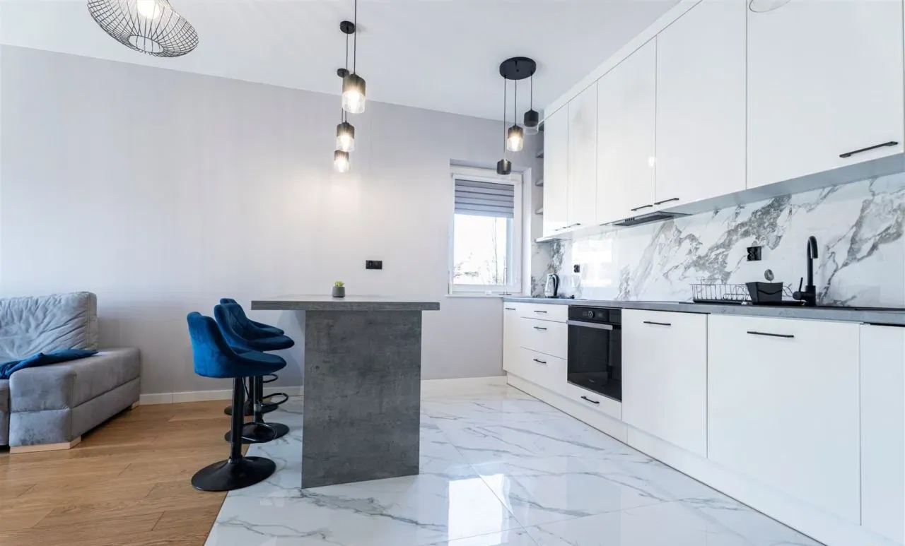 Apartament 3 pokoje z klimatyzacją i tarasem w centrum Łodzi - zdjęcie 5