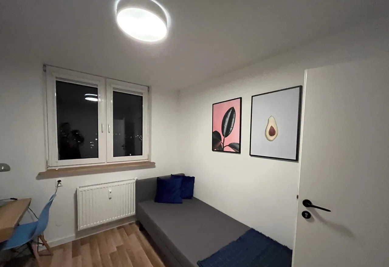 Pokój jednoosobowy 14m2 z balkonem na warszawskim Mokotowie przy ul. Żywnego - zdjęcie 3