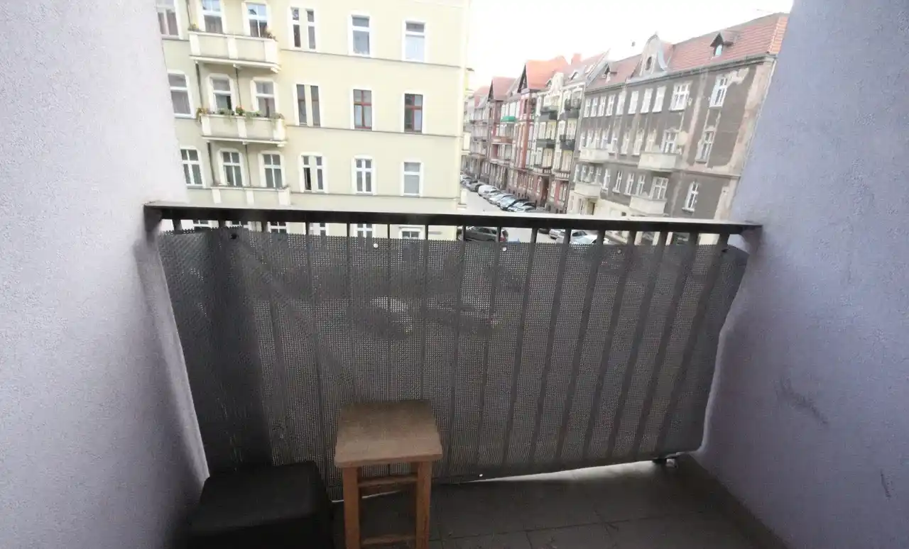 Pokój dwuosobowy 25m2 w mieszkaniu 4-pokojowym we Wrocławiu - zdjęcie 4