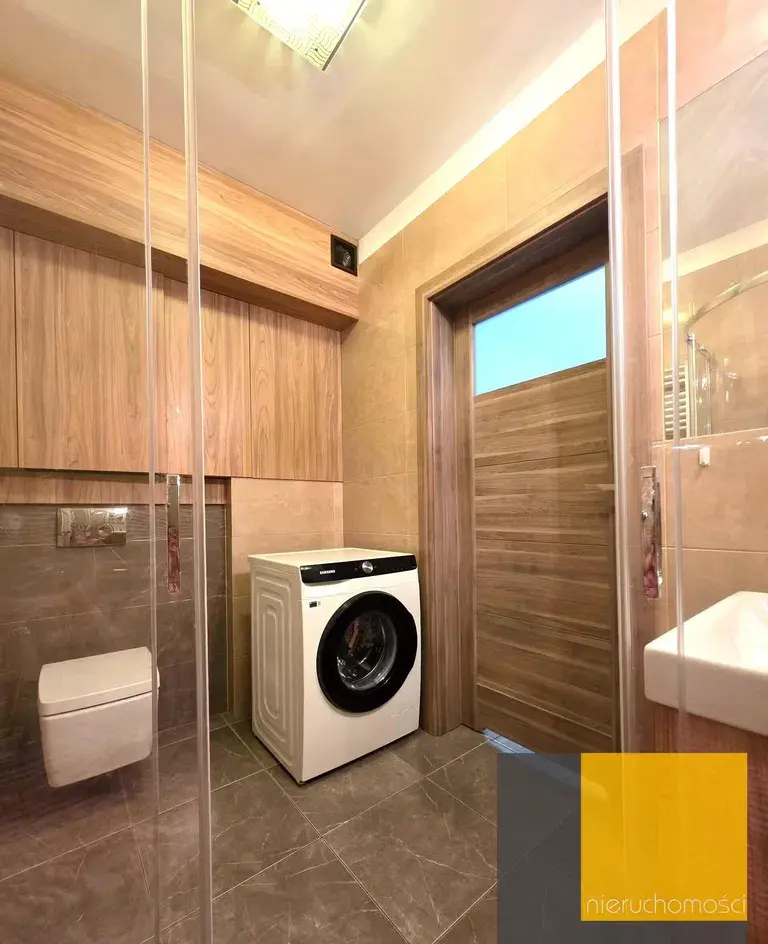Komfortowe M2 w ścisłym centrum Wrześni - zdjęcie 7
