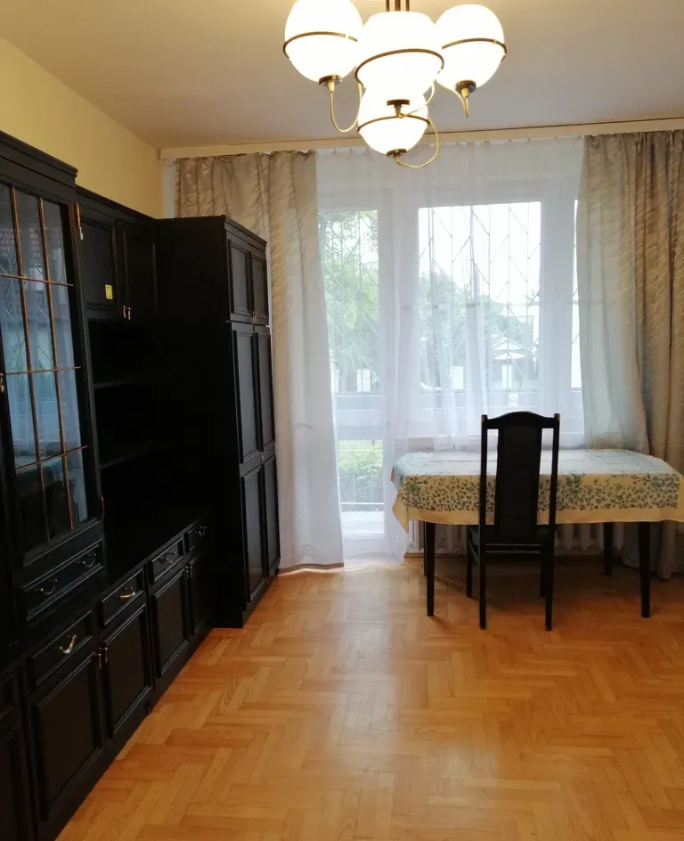 Duży pokój z balkonem do wynajęcia