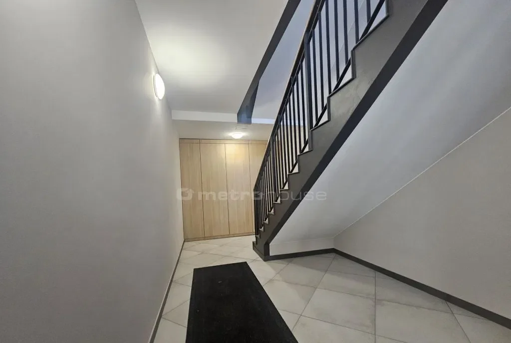 Os.Jar dwa pokoje 47m2, pierwsze piętro z garażem - zdjęcie 3