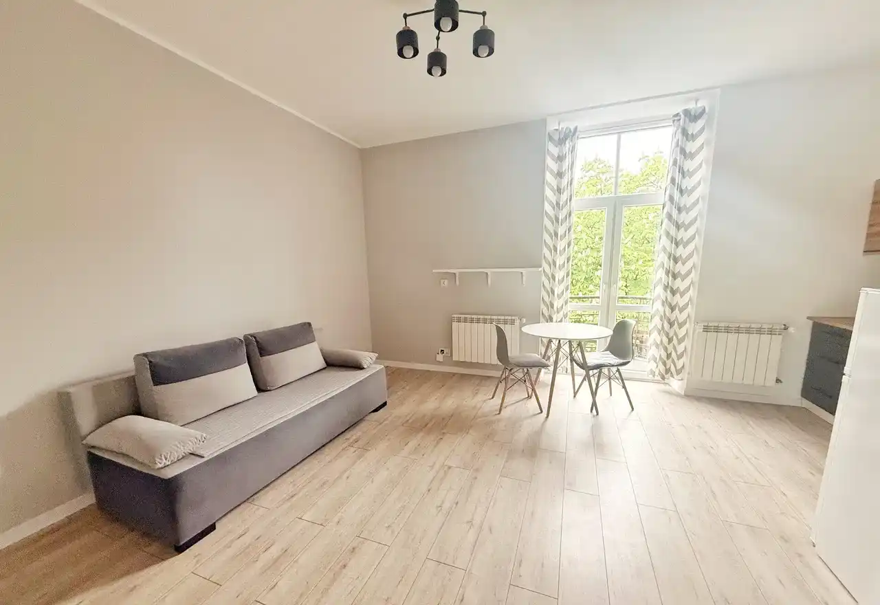 Do wynajęcia- Kawalerka 25,02 m² z BALKONEM! Sosnowiec CENTRUM