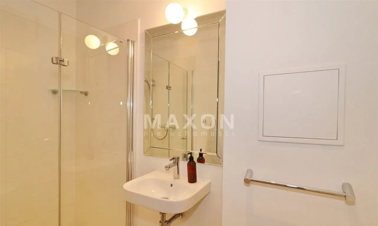 Apartament z widokiem na Warszawę - zdjęcie 7