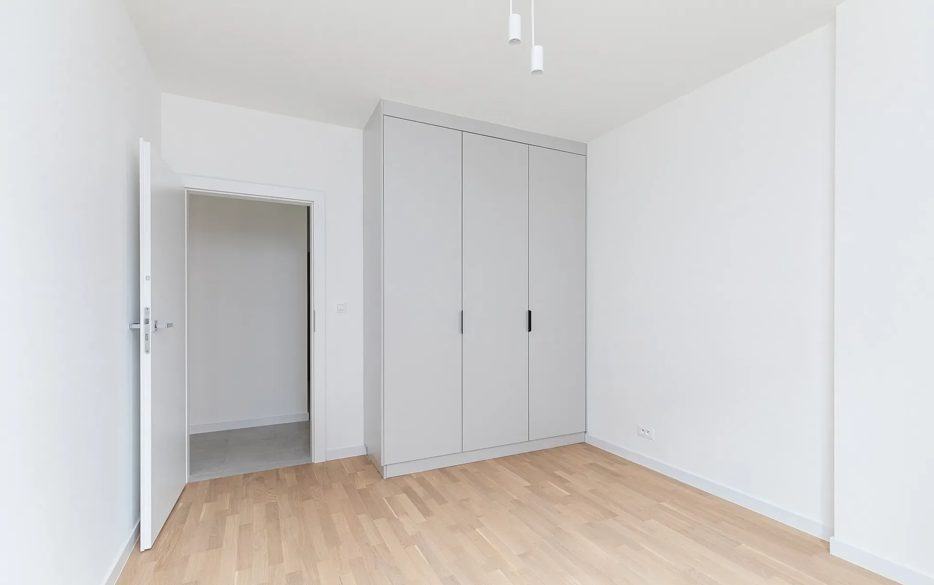3 pokojowe mieszkanie (75m2) na Porcie Praskim - zdjęcie 7