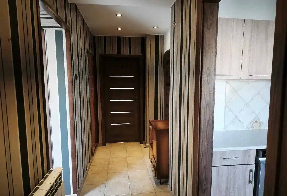 Do wynajęcia piętro domu z niezależnym wejściem-2 pokoje-balkon-Konin - zdjęcie 10