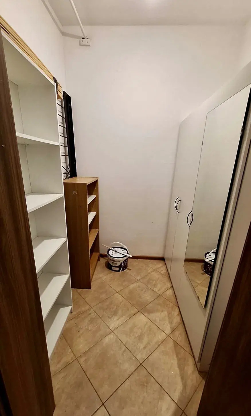 Mieszkanie 42m2 z ogródkiem-salon,sypialnia,garderoba,kuchnia - zdjęcie 8