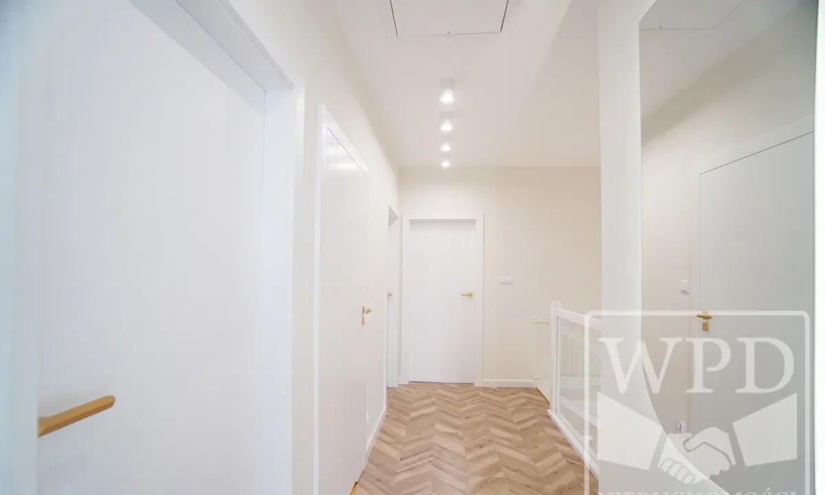 Dom w zabudowie bliźniaczej w Bielanach Wrocławskich, ul. Cedrowa - zdjęcie 10