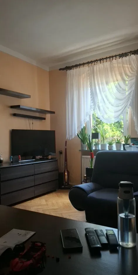 Mieszkanie umeblowane z c.o Bytków