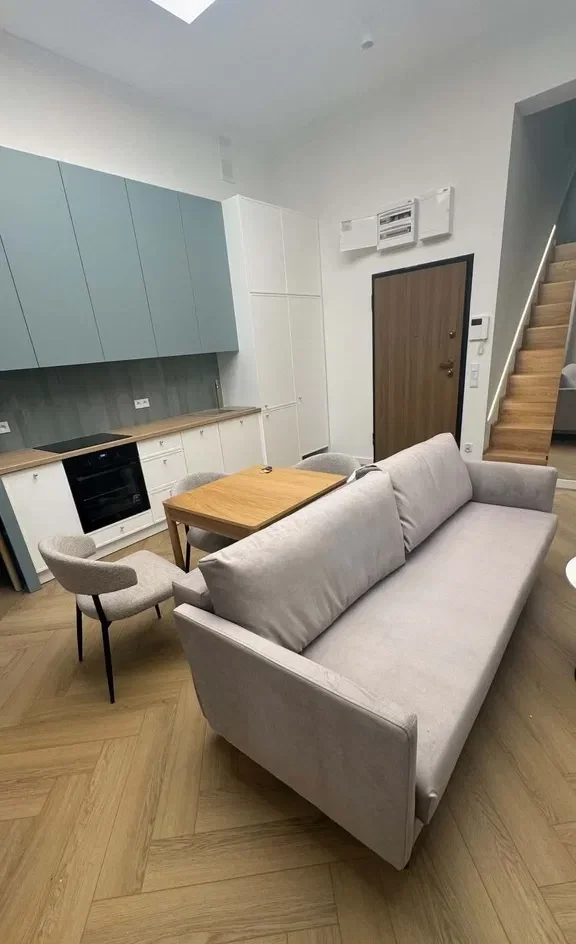 Apartament z ogromnym tarasem z widokiem na park