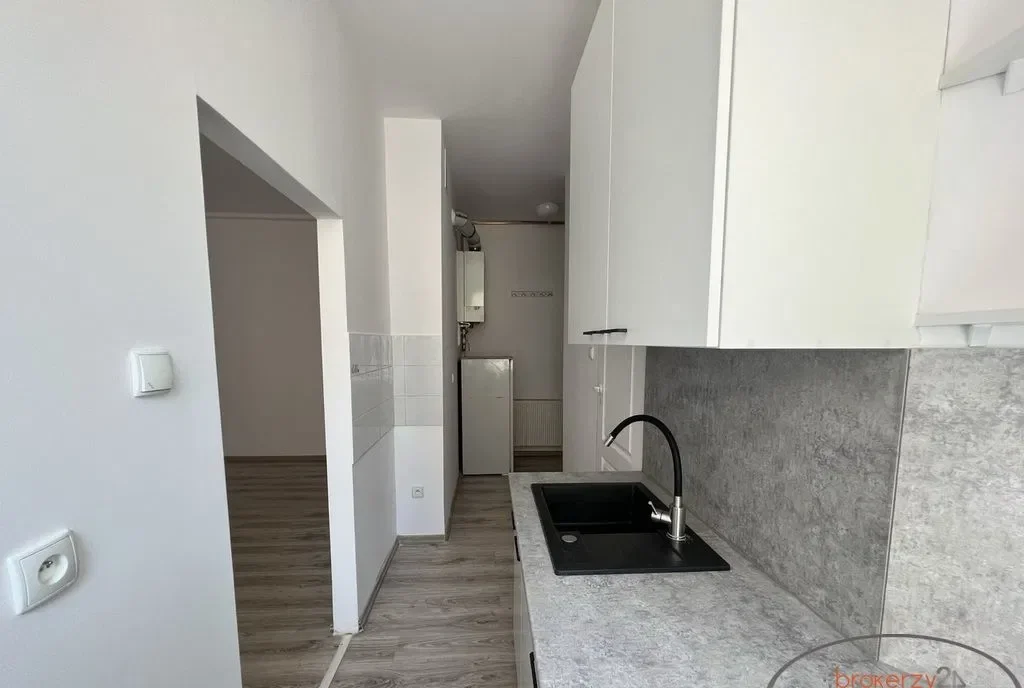 Kawalerka w centrum Jeżyc, ul. Wawrzyniaka, Poznań - zdjęcie 7