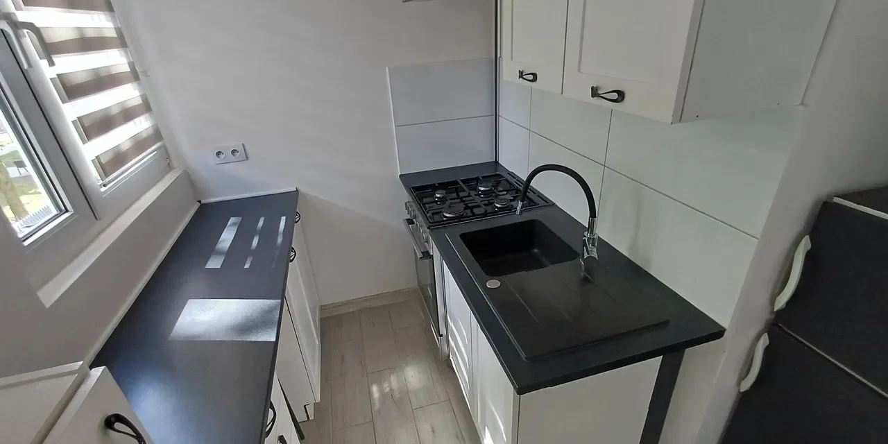 Kawalerka z oddzielną kuchnią na wynajem w Łodzi - zdjęcie 3