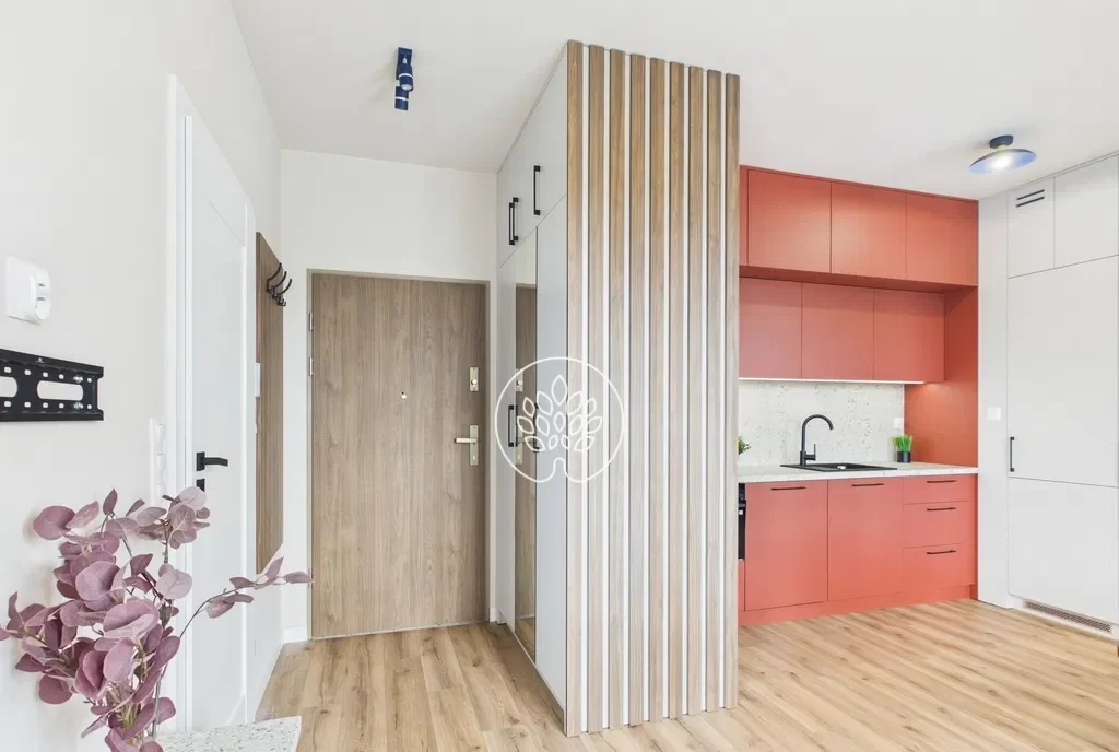 Nowoczesna kawalerka w apartamentowcu - zdjęcie 6
