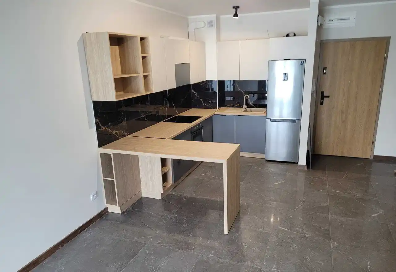 Mieszkanie 44m2, Konstruktorów 6a, komórka lokatorska, miejsce garażowe
