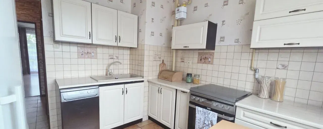 Przestronne 3 pokoje z balkonem - zdjęcie 7