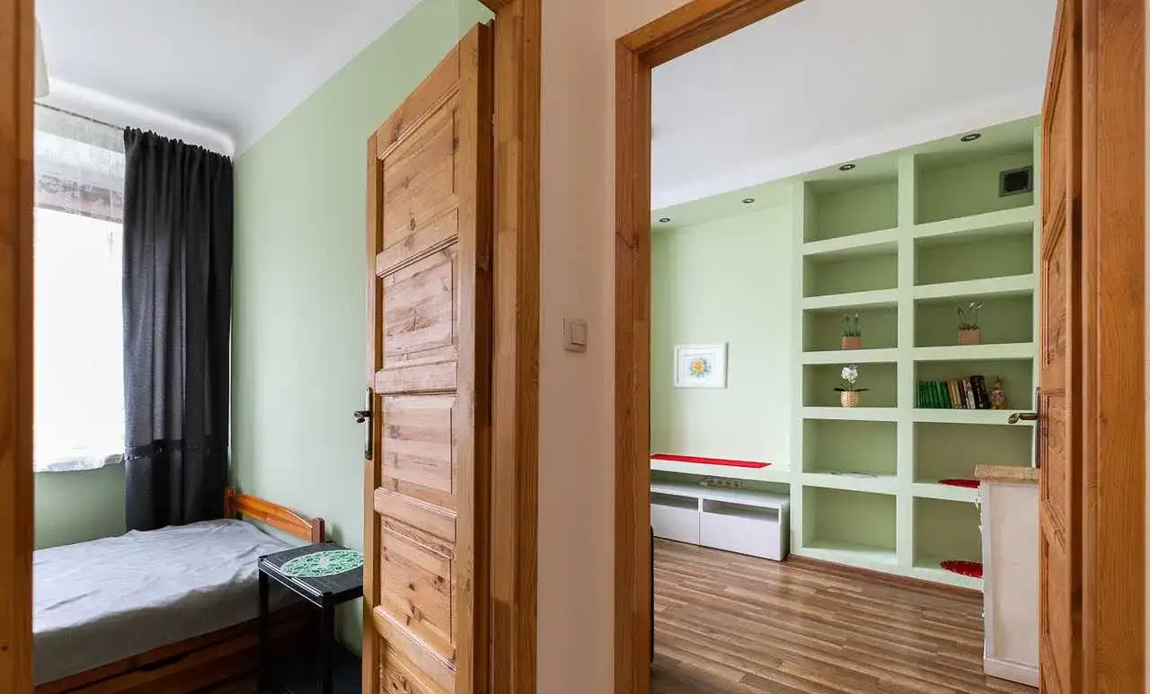 2 oddzielne pokoje przy Krasińskiego 8 od lipca! - zdjęcie 8