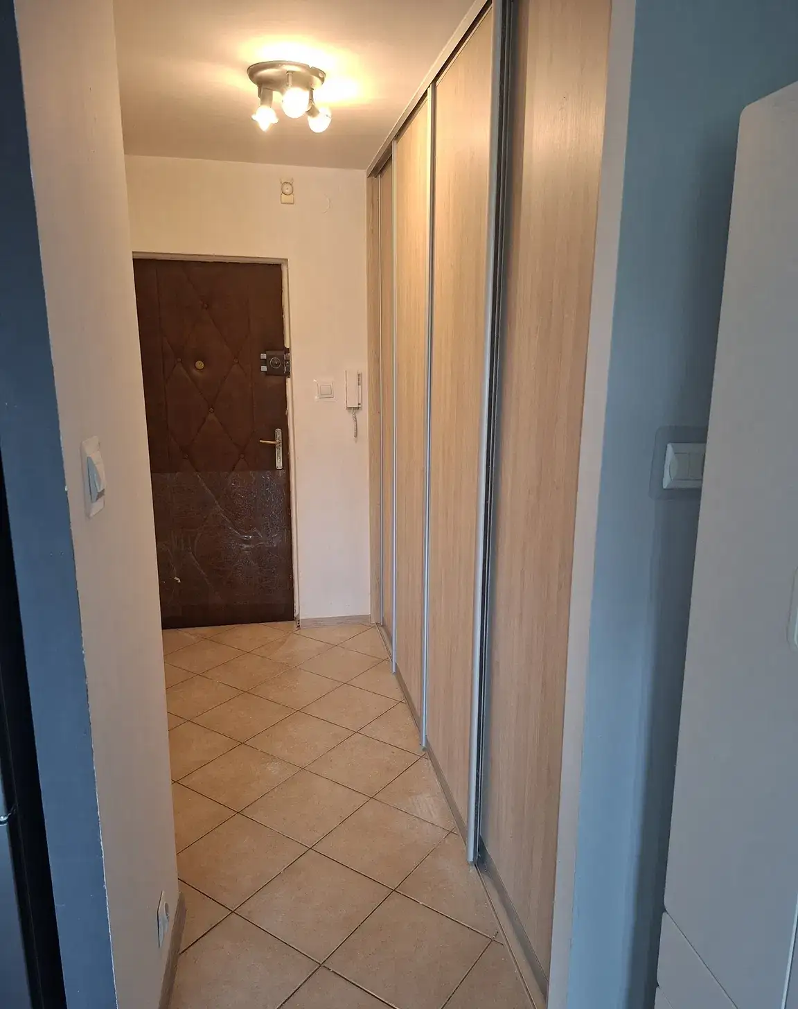 Komfortowe mieszkanie 1-pokojowe z balkonem w Krakowie - zdjęcie 4