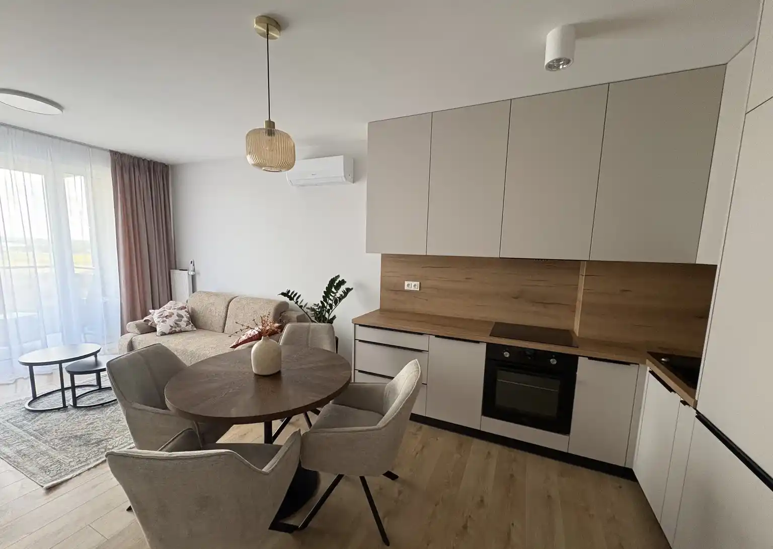 Mieszkanie 48.4m², 2 pokoje, duży balkon, 10. piętro, świetny dojazd do Warszawy - zdjęcie 10