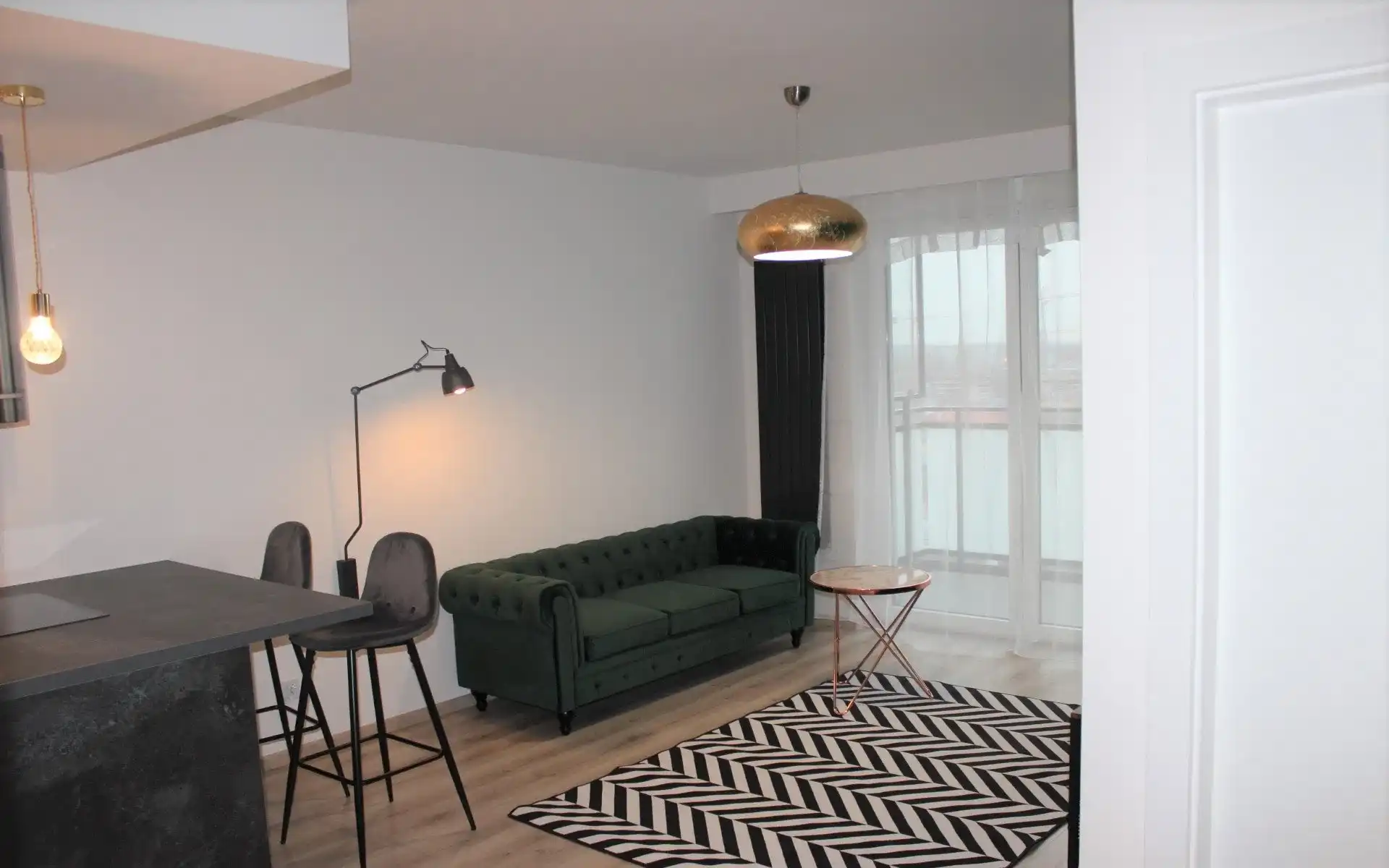 Krzyki/Jesionowa/ApartamentyInnova,2pok,42m2,balkon,13p,garaż,wyposaż! - zdjęcie 9