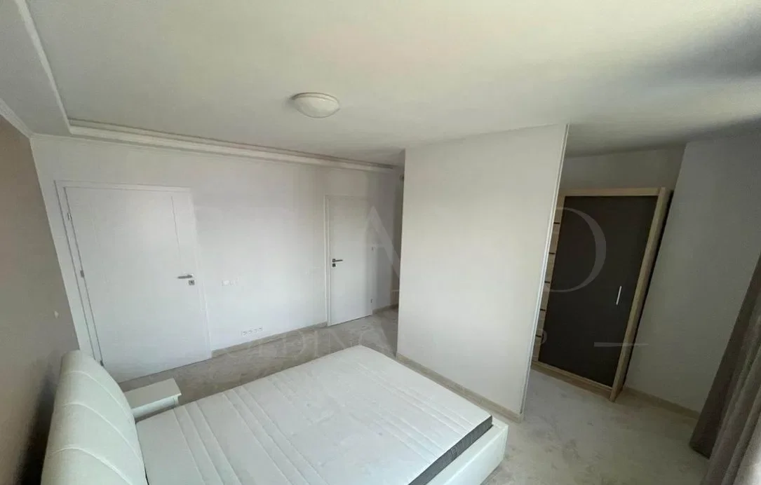 Wyjątkowy apartament na Włochach - zdjęcie 10