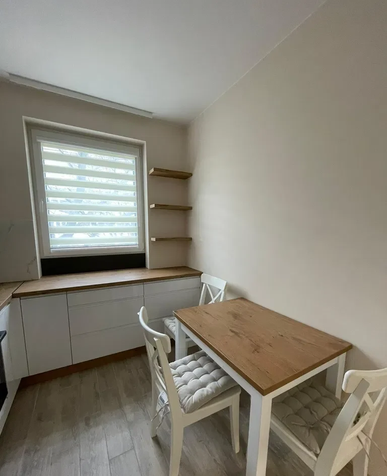 Pokój w nowym mieszkaniu w centrum Łodzi - zdjęcie 3