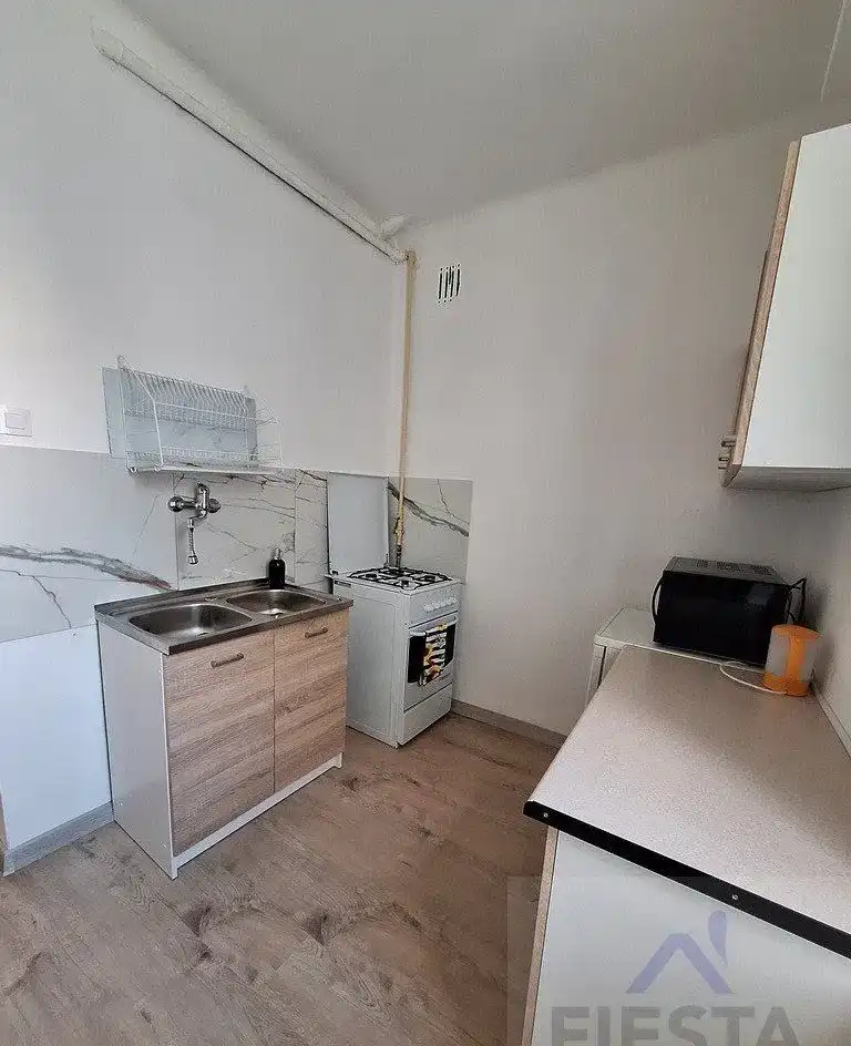 Łódź, ul. Sterlinga, 30m2, kawalerka po remoncie! - zdjęcie 6