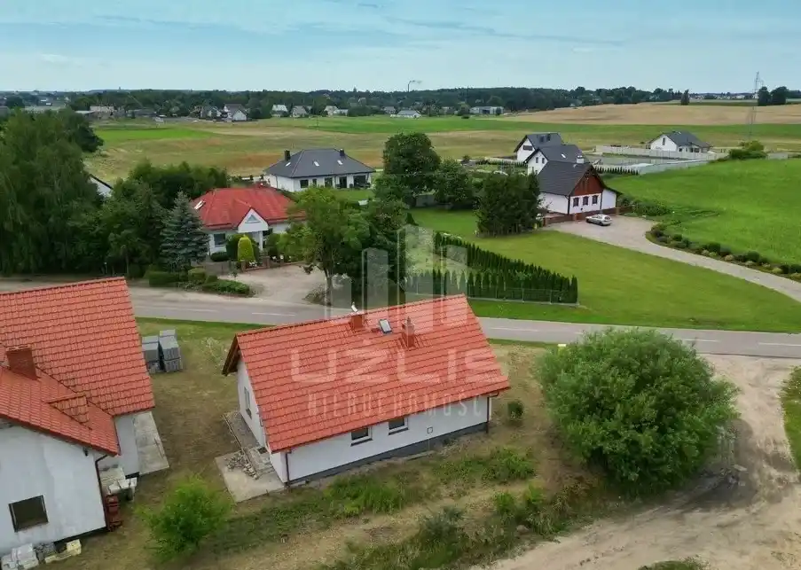Dom z potencjałem w Kokoszkowach - zdjęcie 3