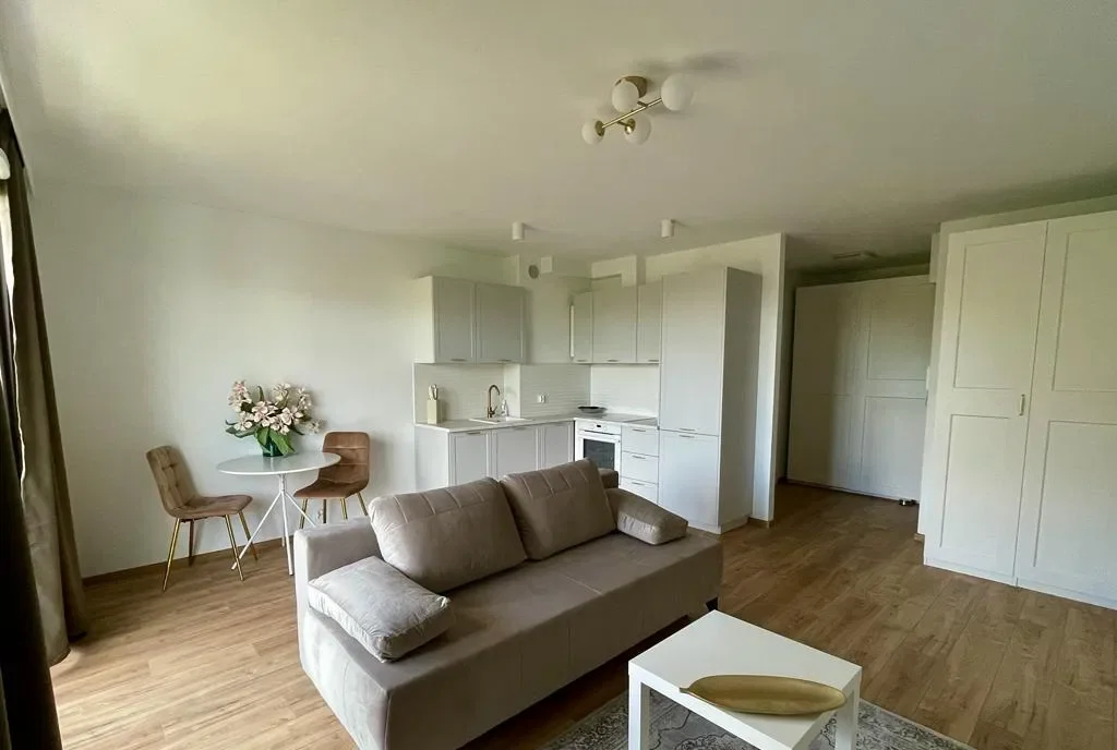 Nowoczesna kawalerka 34 m² z miejscem postojowym w Rajkowie - zdjęcie 3