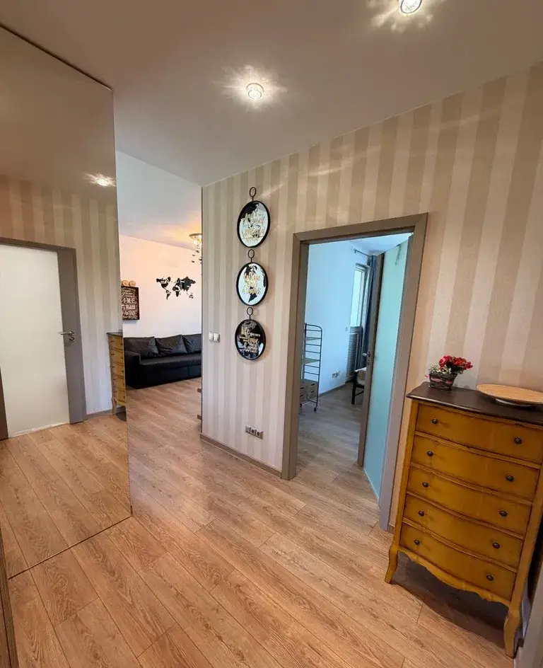 Duże 2pokojowe mieszkanie KLIMA nad jeziorem | 2 rooms flat AC lake - zdjęcie 9