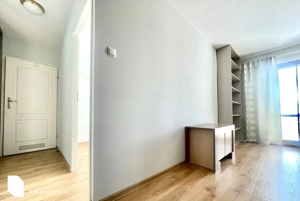 2 pokoje z balkonem na Łazarzu - zdjęcie 10