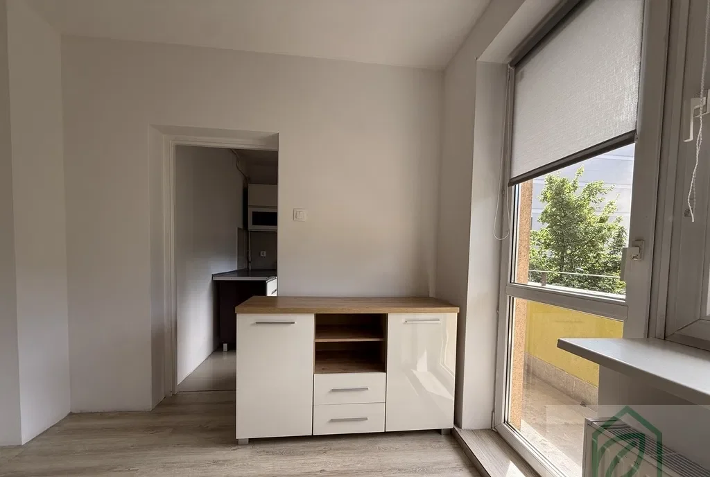 Kawalerka 30 m² na wynajem | Poznań, ul. Sikorskie - zdjęcie 2