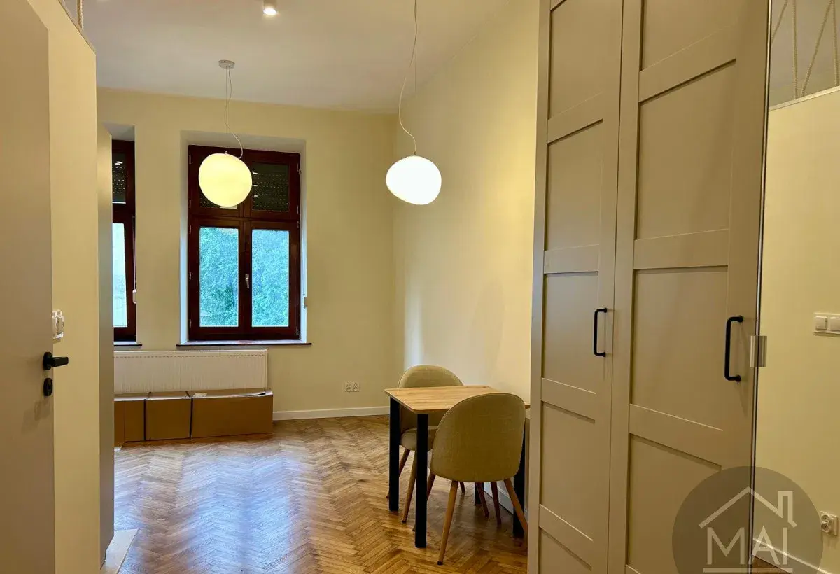 Studio z antresolą w Krakowie (Podgórze) - zdjęcie 4