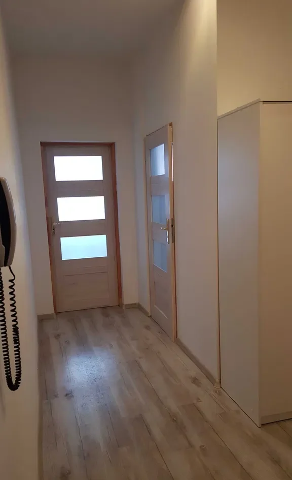 Mieszkanie 2 pokojowe w centrum - zdjęcie 4