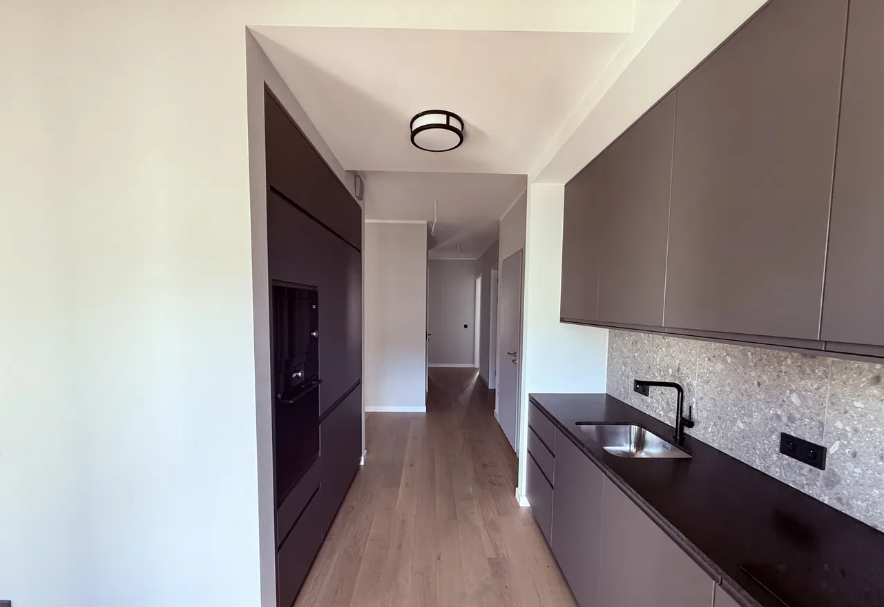 Nowy 4-pokojowy Apartament w sercu Gdyni - przy samej marinie - zdjęcie 4