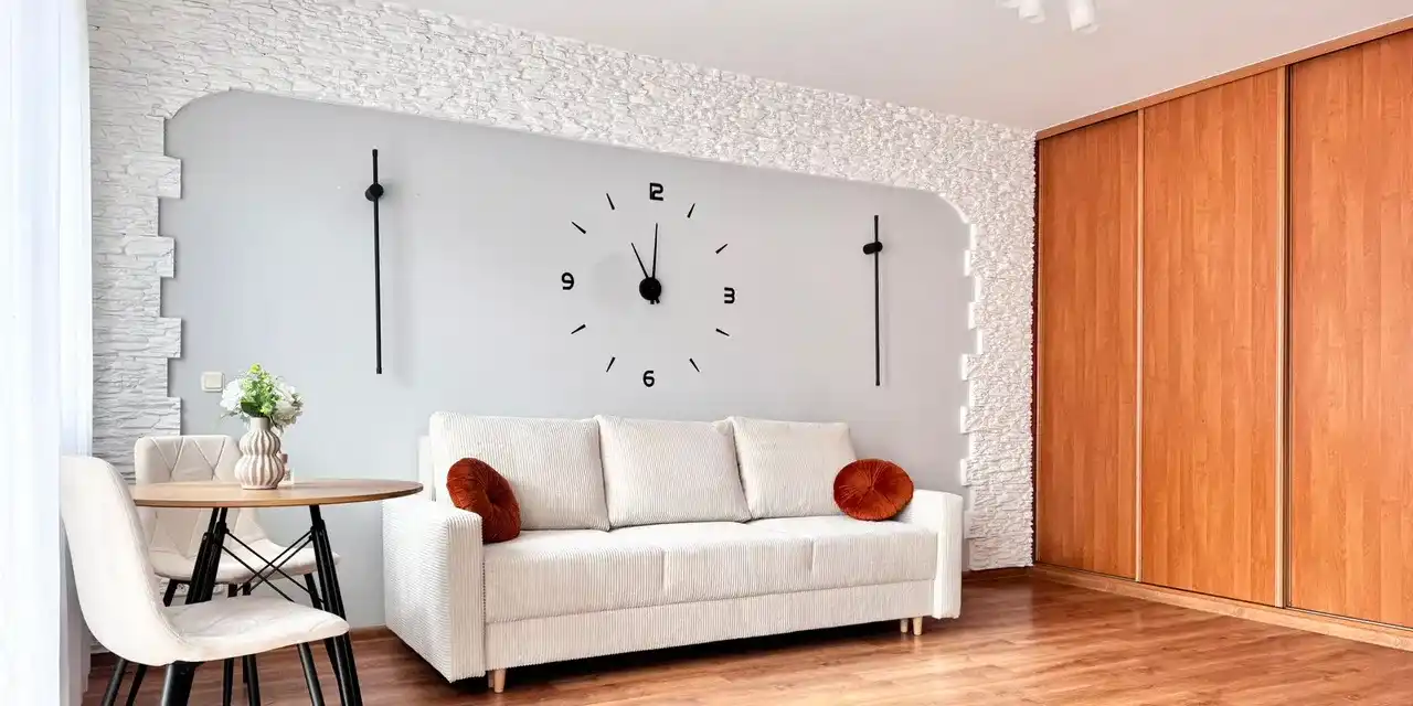 1 pokój | 30 m2 | 1 piętro | blok | cegła | plastikowe okna | miejskie ogrzewanie | 1590 zł + czynsz 600 zł + prąd 150 zł