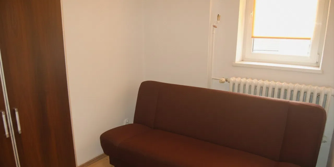 Przytulna mikro kawalerka w pełni umeblowana i wyposażona - zdjęcie 3