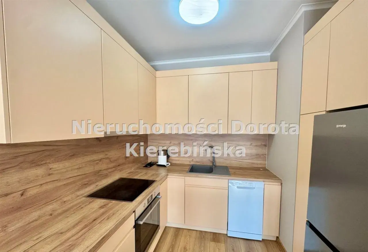Mieszkanie na zamkniętym osiedlu- 2 pokoje. - zdjęcie 2