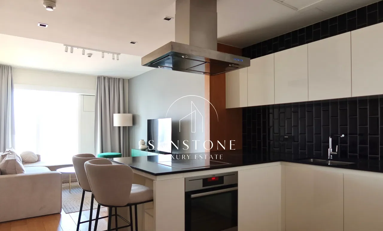 Złota 44 apartament na wynajem 2 pokoje