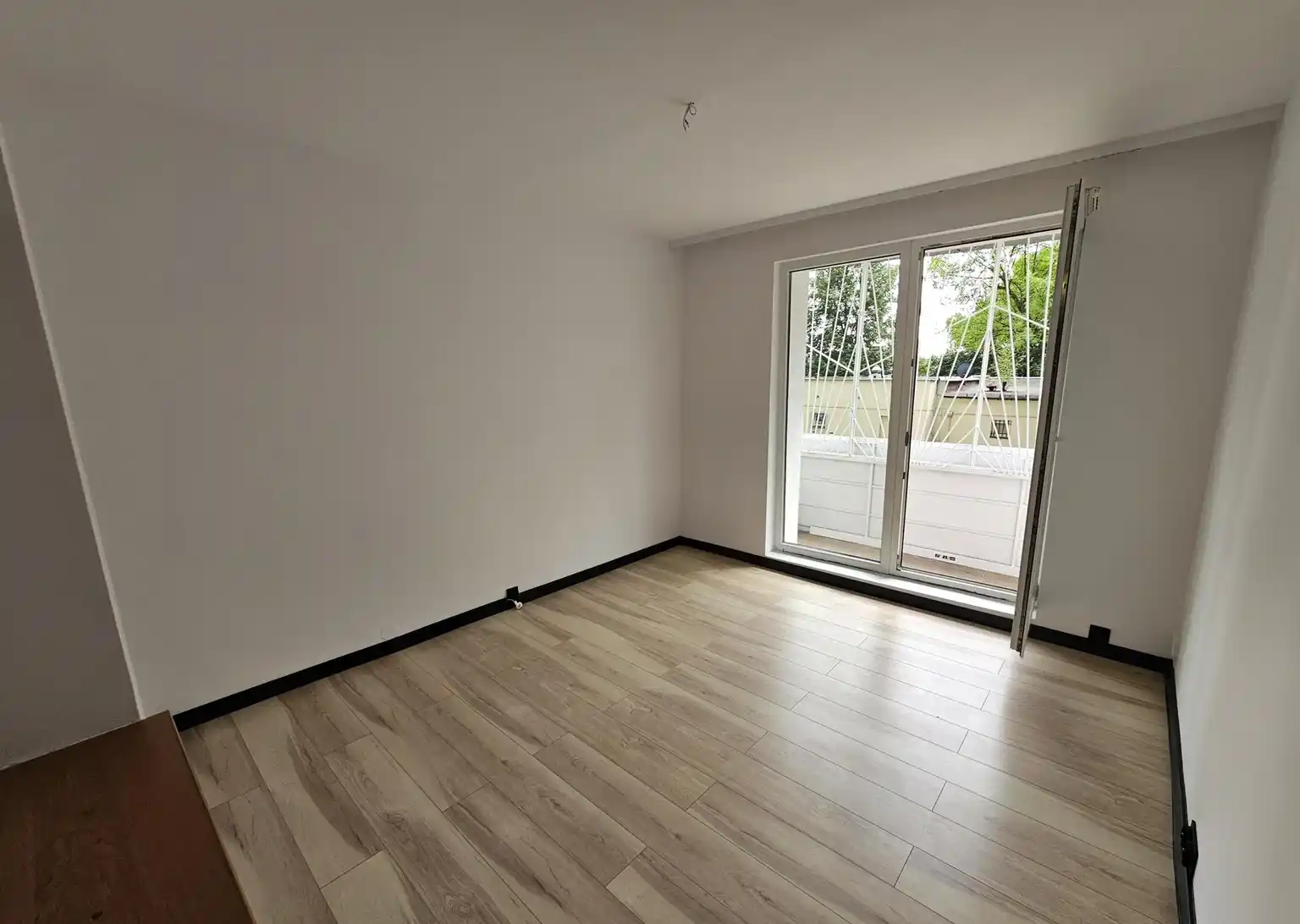 Paderewskiego komfortowe mieszkanie, 2 pokoje, duży balkon - zdjęcie 9